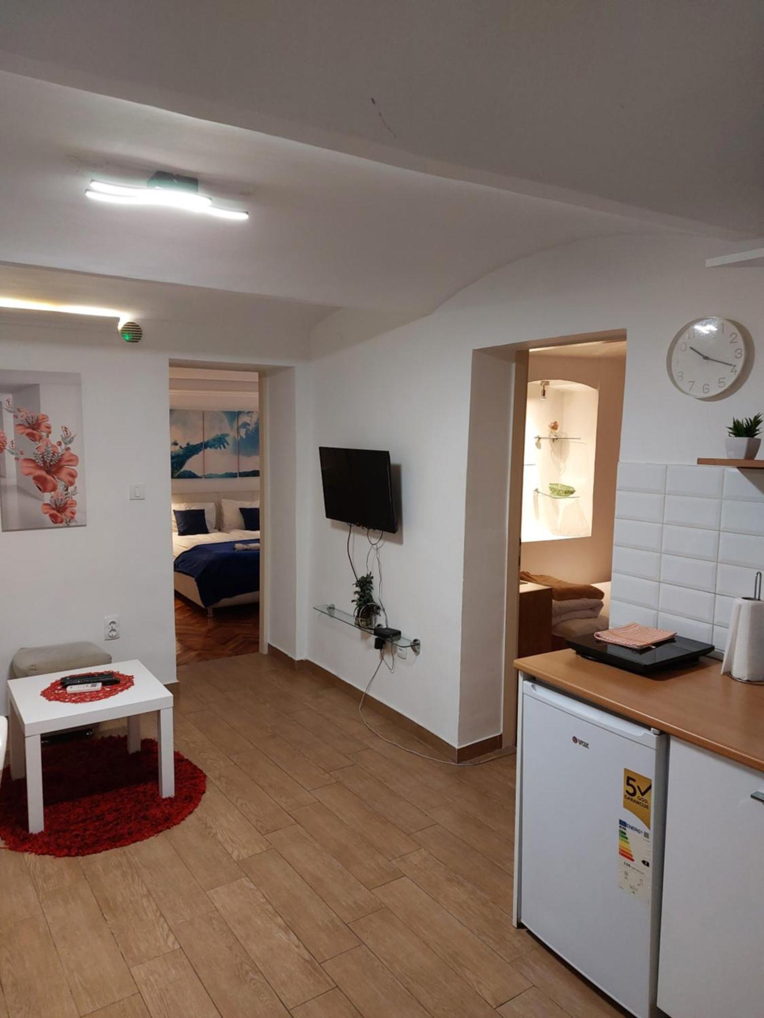 Inter Apartment Belgrade With Free Parking Exterior photo