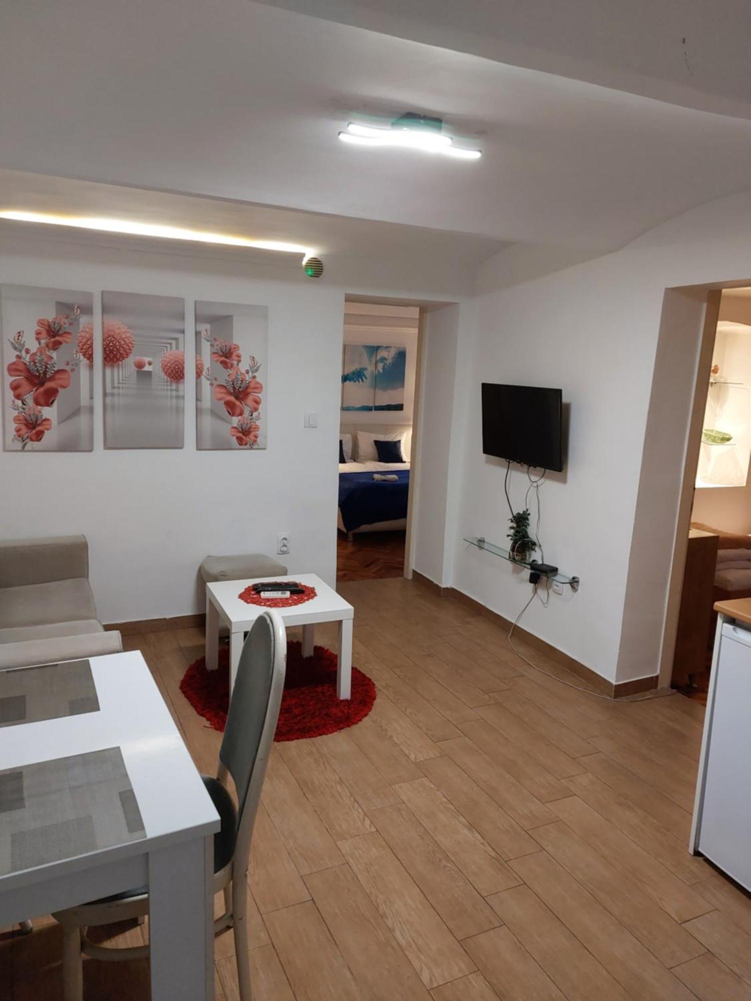 Inter Apartment Belgrade With Free Parking Exterior photo